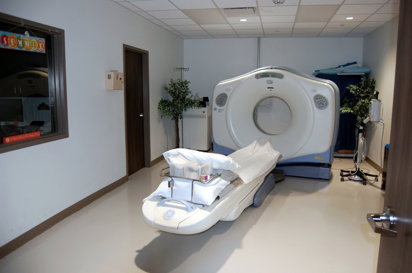 The CT scanner in the imaging suite at Fountain Hills Emergency Room.